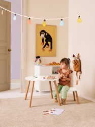 Kids Concept Kindertisch + 2 Hocker wei